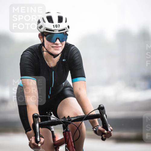 16.08.2026 - KN Förde Triathlon 2026 H.Heesch http://msf.ph/oto/9968599 16.08.2026 09:44:32 Radfahren 107, 205, 213, 254 meine-sportfotos.de