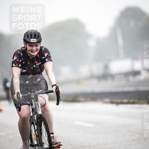 16.08.2026 - KN Förde Triathlon 2026 H.Heesch http://msf.ph/oto/9968614 16.08.2026 09:44:36 Radfahren 205, 213, 254 meine-sportfotos.de