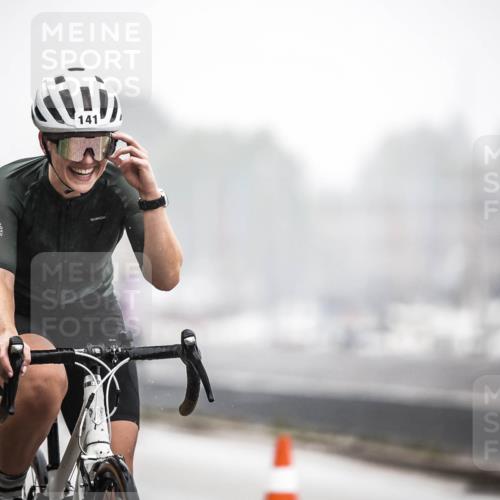 16.08.2026 - KN Förde Triathlon 2026 H.Heesch http://msf.ph/oto/9968671 16.08.2026 09:45:06 Radfahren 141, 246 meine-sportfotos.de