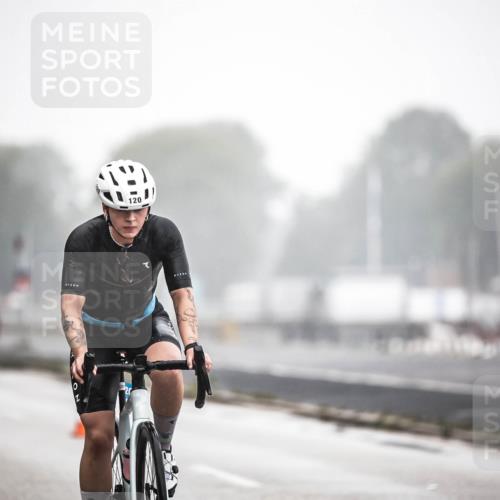 16.08.2026 - KN Förde Triathlon 2026 H.Heesch http://msf.ph/oto/9968734 16.08.2026 09:45:26 Radfahren 120, 155, 238, 243 meine-sportfotos.de