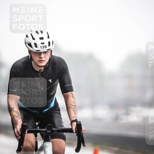 16.08.2026 - KN Förde Triathlon 2026 H.Heesch http://msf.ph/oto/9968746 16.08.2026 09:45:26 Radfahren 120, 155, 238, 243 meine-sportfotos.de