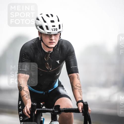 16.08.2026 - KN Förde Triathlon 2026 H.Heesch http://msf.ph/oto/9968749 16.08.2026 09:45:27 Radfahren 120, 154, 155, 238, 243 meine-sportfotos.de