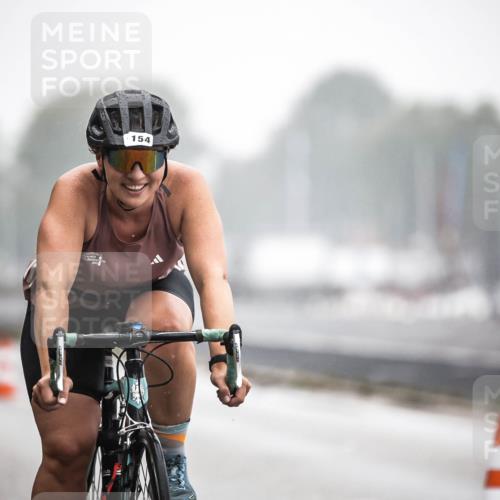 16.08.2026 - KN Förde Triathlon 2026 H.Heesch http://msf.ph/oto/9968764 16.08.2026 09:45:32 Radfahren 154, 197, 243, 268 meine-sportfotos.de