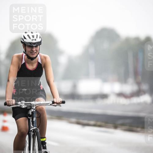 16.08.2026 - KN Förde Triathlon 2026 H.Heesch http://msf.ph/oto/9968900 16.08.2026 09:46:02 Radfahren 175, 195, 219, 223 meine-sportfotos.de