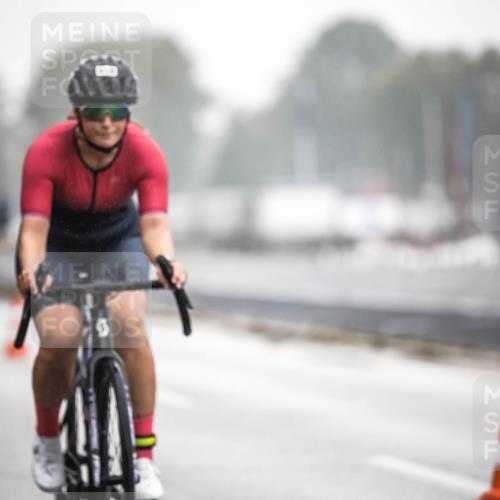 16.08.2026 - KN Förde Triathlon 2026 H.Heesch http://msf.ph/oto/9968990 16.08.2026 09:46:34 Radfahren 109, 198, 202, 216 meine-sportfotos.de