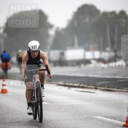 16.08.2026 - KN Förde Triathlon 2026 H.Heesch http://msf.ph/oto/9969022 16.08.2026 09:46:44 Radfahren 215, 247 meine-sportfotos.de