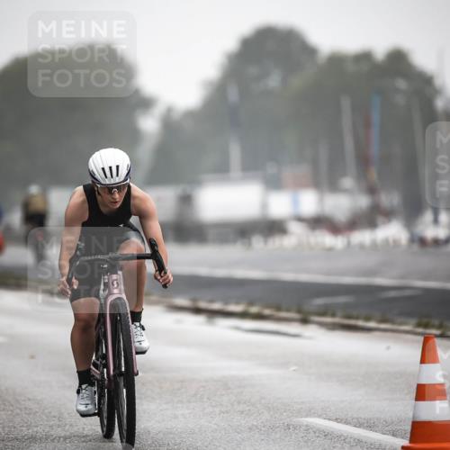 16.08.2026 - KN Förde Triathlon 2026 H.Heesch http://msf.ph/oto/9969024 16.08.2026 09:46:44 Radfahren 215, 247 meine-sportfotos.de