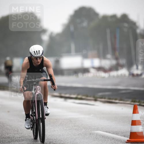 16.08.2026 - KN Förde Triathlon 2026 H.Heesch http://msf.ph/oto/9969025 16.08.2026 09:46:44 Radfahren 215, 247 meine-sportfotos.de