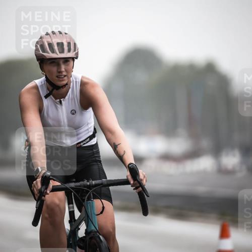 16.08.2026 - KN Förde Triathlon 2026 H.Heesch http://msf.ph/oto/9969057 16.08.2026 09:46:51 Radfahren 161, 164, 187, 189, 236, 251, 262, 265 meine-sportfotos.de