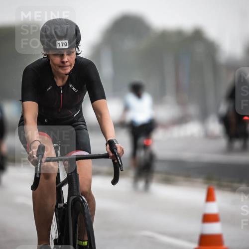 16.08.2026 - KN Förde Triathlon 2026 H.Heesch http://msf.ph/oto/9969083 16.08.2026 09:46:58 Radfahren 131, 161, 166, 170, 178, 192, 805 meine-sportfotos.de