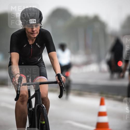 16.08.2026 - KN Förde Triathlon 2026 H.Heesch http://msf.ph/oto/9969084 16.08.2026 09:46:58 Radfahren 131, 161, 166, 170, 178, 192, 805 meine-sportfotos.de
