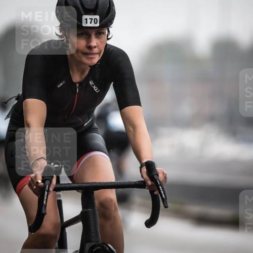 16.08.2026 - KN Förde Triathlon 2026 H.Heesch http://msf.ph/oto/9969090 16.08.2026 09:46:58 Radfahren 131, 161, 166, 170, 178, 192, 805 meine-sportfotos.de