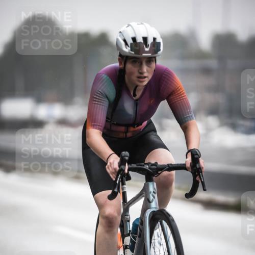 16.08.2026 - KN Förde Triathlon 2026 H.Heesch http://msf.ph/oto/9969137 16.08.2026 09:47:25 Radfahren 138, 228, 248, 254 meine-sportfotos.de