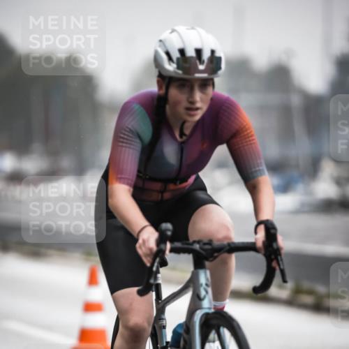 16.08.2026 - KN Förde Triathlon 2026 H.Heesch http://msf.ph/oto/9969139 16.08.2026 09:47:25 Radfahren 138, 228, 248, 254 meine-sportfotos.de