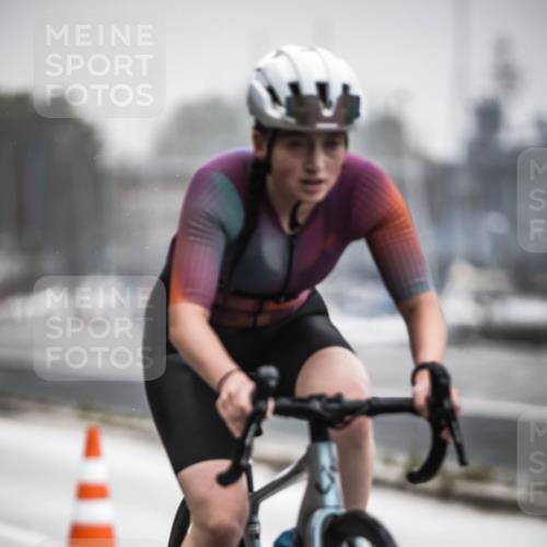16.08.2026 - KN Förde Triathlon 2026 H.Heesch http://msf.ph/oto/9969140 16.08.2026 09:47:25 Radfahren 138, 228, 248, 254 meine-sportfotos.de