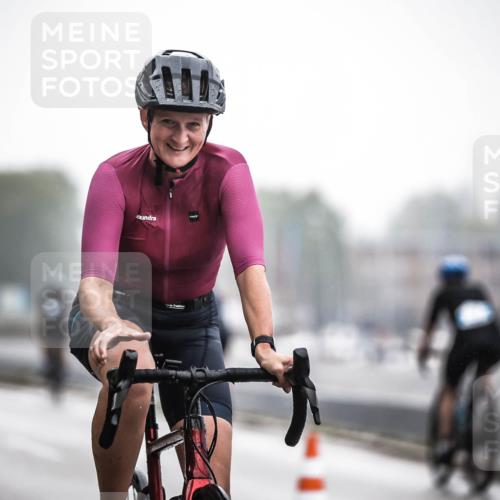 16.08.2026 - KN Förde Triathlon 2026 H.Heesch http://msf.ph/oto/9969174 16.08.2026 09:47:39 Radfahren 123, 146, 174, 261, 263 meine-sportfotos.de