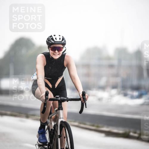 16.08.2026 - KN Förde Triathlon 2026 H.Heesch http://msf.ph/oto/9969257 16.08.2026 09:48:29 Radfahren 145, 153, 168, 195, 238, 243, 250, 252 meine-sportfotos.de