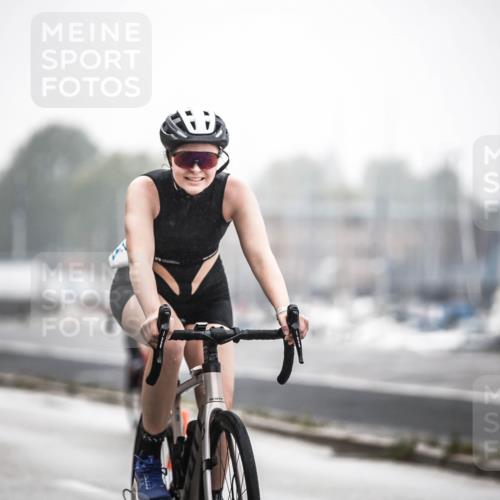 16.08.2026 - KN Förde Triathlon 2026 H.Heesch http://msf.ph/oto/9969258 16.08.2026 09:48:29 Radfahren 145, 153, 168, 195, 238, 243, 250, 252 meine-sportfotos.de