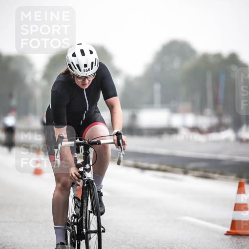 16.08.2026 - KN Förde Triathlon 2026 H.Heesch http://msf.ph/oto/9969280 16.08.2026 09:48:32 Radfahren 153, 168, 195, 225, 230, 238, 243, 250, 252 meine-sportfotos.de