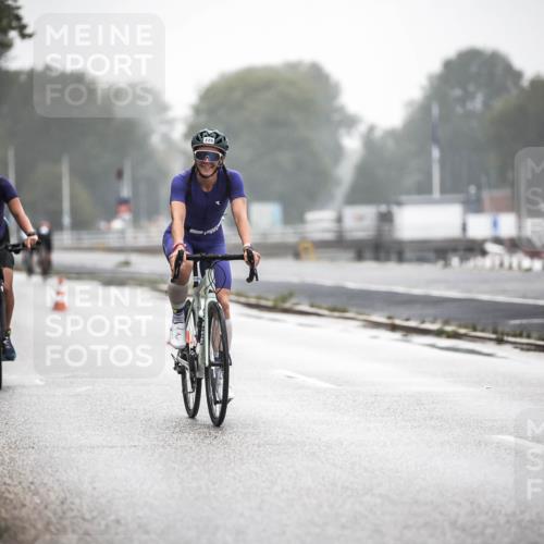 16.08.2026 - KN Förde Triathlon 2026 H.Heesch http://msf.ph/oto/9969304 16.08.2026 09:48:36 Radfahren 172, 175, 188, 225, 230, 243, 250 meine-sportfotos.de