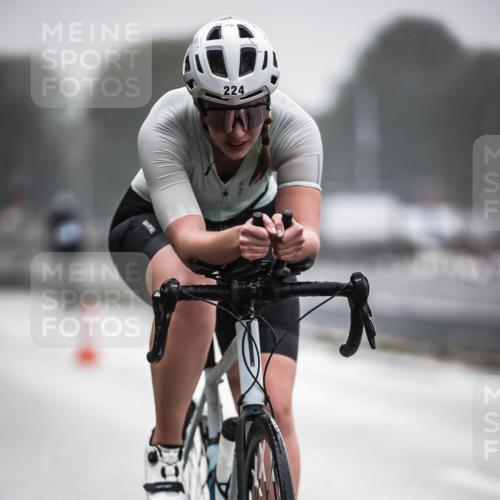 16.08.2026 - KN Förde Triathlon 2026 H.Heesch http://msf.ph/oto/9969363 16.08.2026 09:48:47 Radfahren 200, 201, 224 meine-sportfotos.de