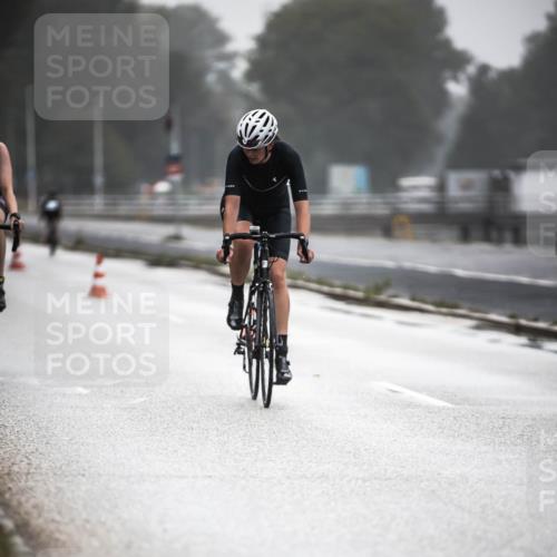 16.08.2026 - KN Förde Triathlon 2026 H.Heesch http://msf.ph/oto/9969370 16.08.2026 09:49:04 Radfahren 190, 198 meine-sportfotos.de