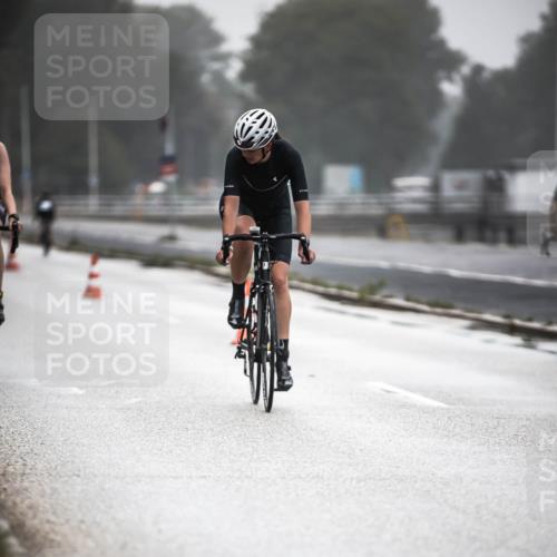 16.08.2026 - KN Förde Triathlon 2026 H.Heesch http://msf.ph/oto/9969371 16.08.2026 09:49:04 Radfahren 190, 198 meine-sportfotos.de
