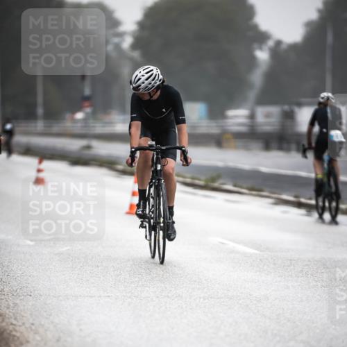 16.08.2026 - KN Förde Triathlon 2026 H.Heesch http://msf.ph/oto/9969374 16.08.2026 09:49:04 Radfahren 190, 198 meine-sportfotos.de