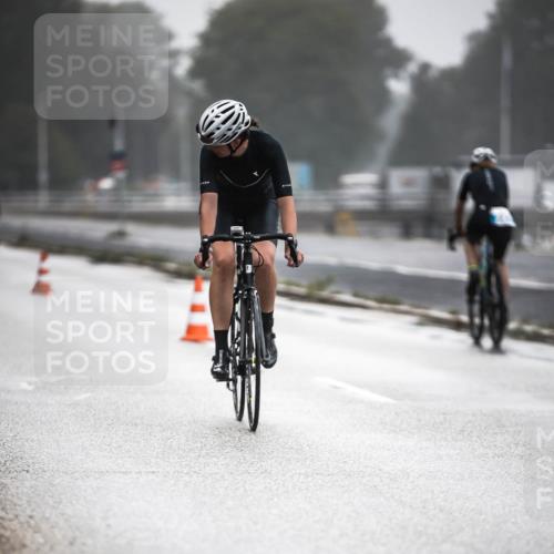 16.08.2026 - KN Förde Triathlon 2026 H.Heesch http://msf.ph/oto/9969376 16.08.2026 09:49:04 Radfahren 190, 198 meine-sportfotos.de