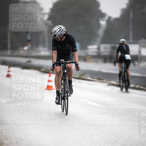 16.08.2026 - KN Förde Triathlon 2026 H.Heesch http://msf.ph/oto/9969377 16.08.2026 09:49:04 Radfahren 190, 198 meine-sportfotos.de