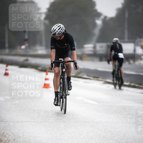 16.08.2026 - KN Förde Triathlon 2026 H.Heesch http://msf.ph/oto/9969378 16.08.2026 09:49:04 Radfahren 190, 198 meine-sportfotos.de