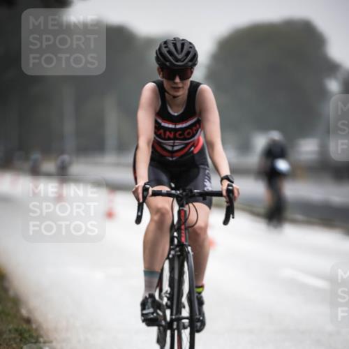 16.08.2026 - KN Förde Triathlon 2026 H.Heesch http://msf.ph/oto/9969382 16.08.2026 09:49:05 Radfahren 169, 190, 198 meine-sportfotos.de