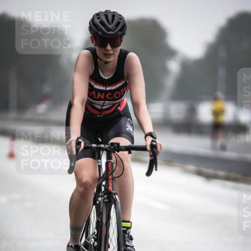 16.08.2026 - KN Förde Triathlon 2026 H.Heesch http://msf.ph/oto/9969388 16.08.2026 09:49:06 Radfahren 169, 190, 198 meine-sportfotos.de