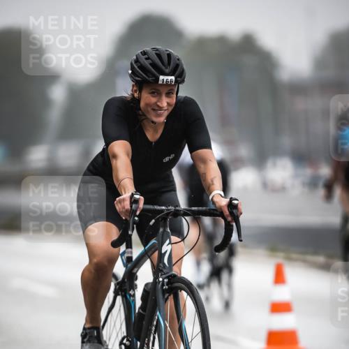 16.08.2026 - KN Förde Triathlon 2026 H.Heesch http://msf.ph/oto/9969489 16.08.2026 09:49:39 Radfahren 122, 159, 163, 166, 191, 265 meine-sportfotos.de