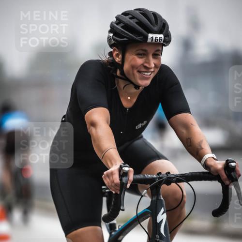 16.08.2026 - KN Förde Triathlon 2026 H.Heesch http://msf.ph/oto/9969497 16.08.2026 09:49:39 Radfahren 122, 159, 163, 166, 191, 265 meine-sportfotos.de