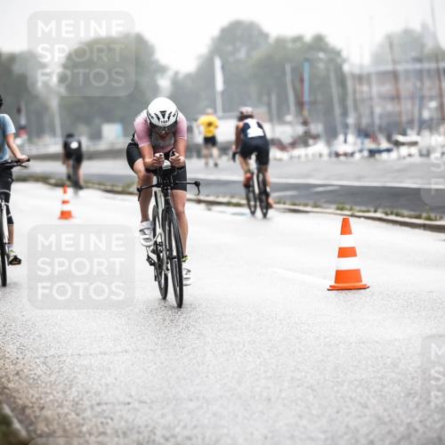 16.08.2026 - KN Förde Triathlon 2026 H.Heesch http://msf.ph/oto/9969527 16.08.2026 09:49:52 Radfahren 236, 244 meine-sportfotos.de