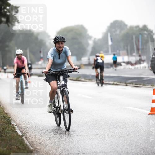 16.08.2026 - KN Förde Triathlon 2026 H.Heesch http://msf.ph/oto/9969531 16.08.2026 09:49:52 Radfahren 236, 244 meine-sportfotos.de