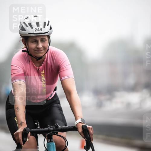 16.08.2026 - KN Förde Triathlon 2026 H.Heesch http://msf.ph/oto/9969545 16.08.2026 09:49:55 Radfahren 117, 186, 236, 244 meine-sportfotos.de