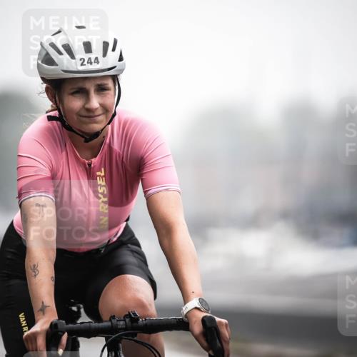 16.08.2026 - KN Förde Triathlon 2026 H.Heesch http://msf.ph/oto/9969547 16.08.2026 09:49:55 Radfahren 117, 186, 236, 244 meine-sportfotos.de