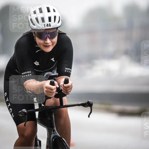 16.08.2026 - KN Förde Triathlon 2026 H.Heesch http://msf.ph/oto/9969580 16.08.2026 09:50:02 Radfahren 117, 139 meine-sportfotos.de