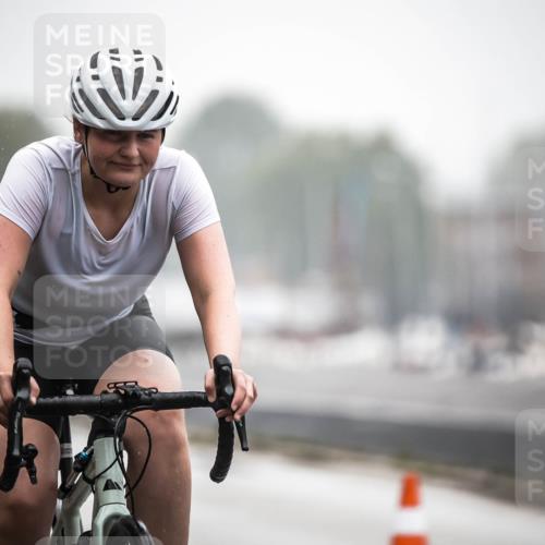 16.08.2026 - KN Förde Triathlon 2026 H.Heesch http://msf.ph/oto/9969594 16.08.2026 09:50:11 Radfahren 138, 242 meine-sportfotos.de