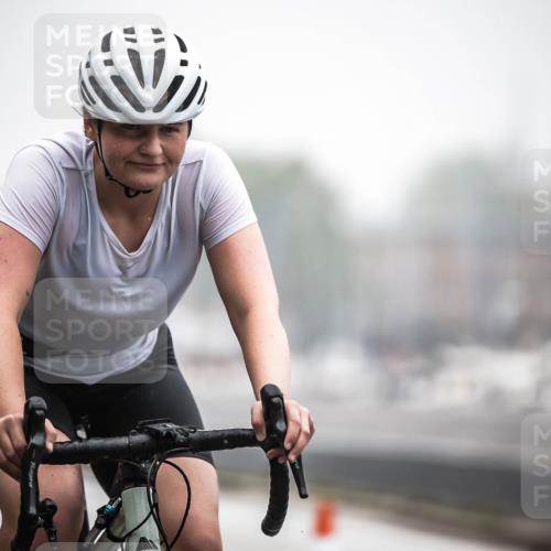16.08.2026 - KN Förde Triathlon 2026 H.Heesch http://msf.ph/oto/9969597 16.08.2026 09:50:11 Radfahren 138, 242 meine-sportfotos.de
