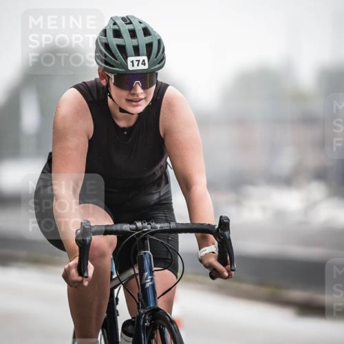 16.08.2026 - KN Förde Triathlon 2026 H.Heesch http://msf.ph/oto/9969649 16.08.2026 09:50:19 Radfahren 156, 174, 194, 239 meine-sportfotos.de