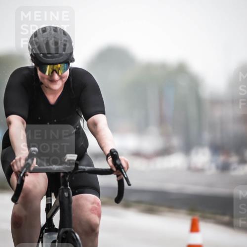 16.08.2026 - KN Förde Triathlon 2026 H.Heesch http://msf.ph/oto/9969679 16.08.2026 09:50:30 Radfahren 171, 180, 233, 234, 263, 266 meine-sportfotos.de