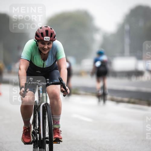 16.08.2026 - KN Förde Triathlon 2026 H.Heesch http://msf.ph/oto/9969705 16.08.2026 09:50:37 Radfahren 123, 126, 148, 217, 228 meine-sportfotos.de