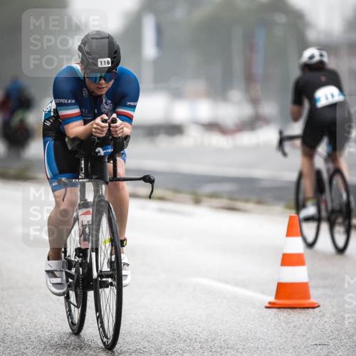 16.08.2026 - KN Förde Triathlon 2026 H.Heesch http://msf.ph/oto/9969749 16.08.2026 09:50:45 Radfahren 126, 152, 211, 228 meine-sportfotos.de