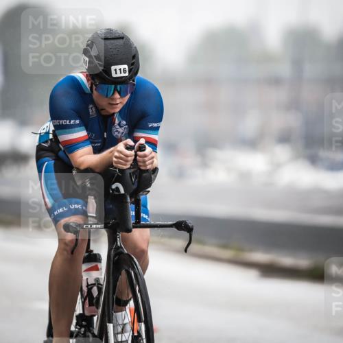 16.08.2026 - KN Förde Triathlon 2026 H.Heesch http://msf.ph/oto/9969757 16.08.2026 09:50:45 Radfahren 126, 152, 211, 228 meine-sportfotos.de