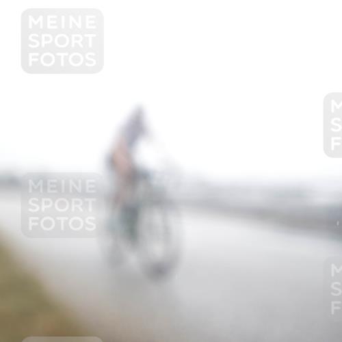 16.08.2026 - KN Förde Triathlon 2026 H.Heesch http://msf.ph/oto/9969829 16.08.2026 09:38:57 Radfahren 122, 138, 156, 171, 174, 186, 211, 259 meine-sportfotos.de