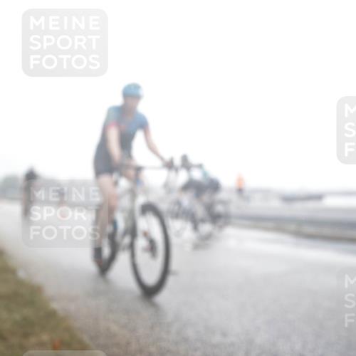 16.08.2026 - KN Förde Triathlon 2026 H.Heesch http://msf.ph/oto/9969889 16.08.2026 09:41:44 Radfahren 107, 117, 118, 126, 129, 171, 180, 211 meine-sportfotos.de