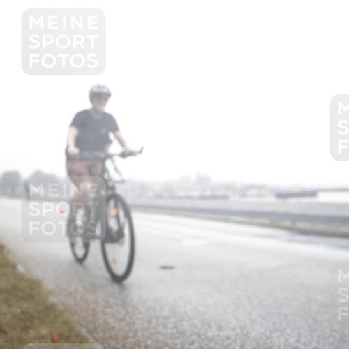 16.08.2026 - KN Förde Triathlon 2026 H.Heesch http://msf.ph/oto/9969895 16.08.2026 09:41:53 Radfahren 128, 181, 194, 239, 245 meine-sportfotos.de
